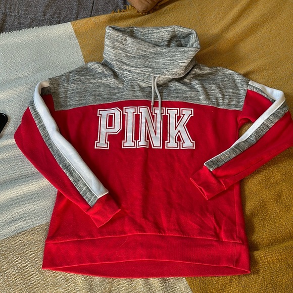 <3 PINK Sweatshirt XS Size - Picture 1 of 5
